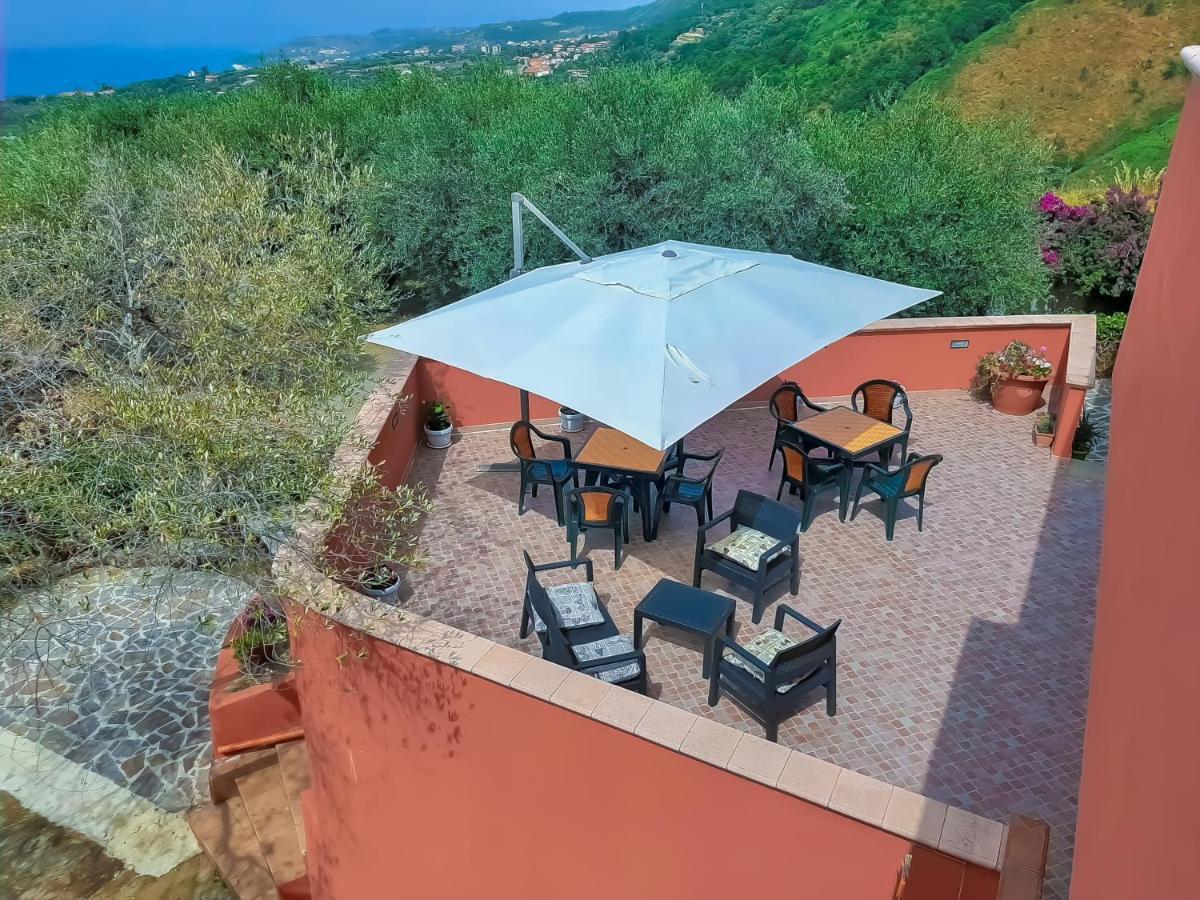 Locanda Adele Parghelia Exterior photo