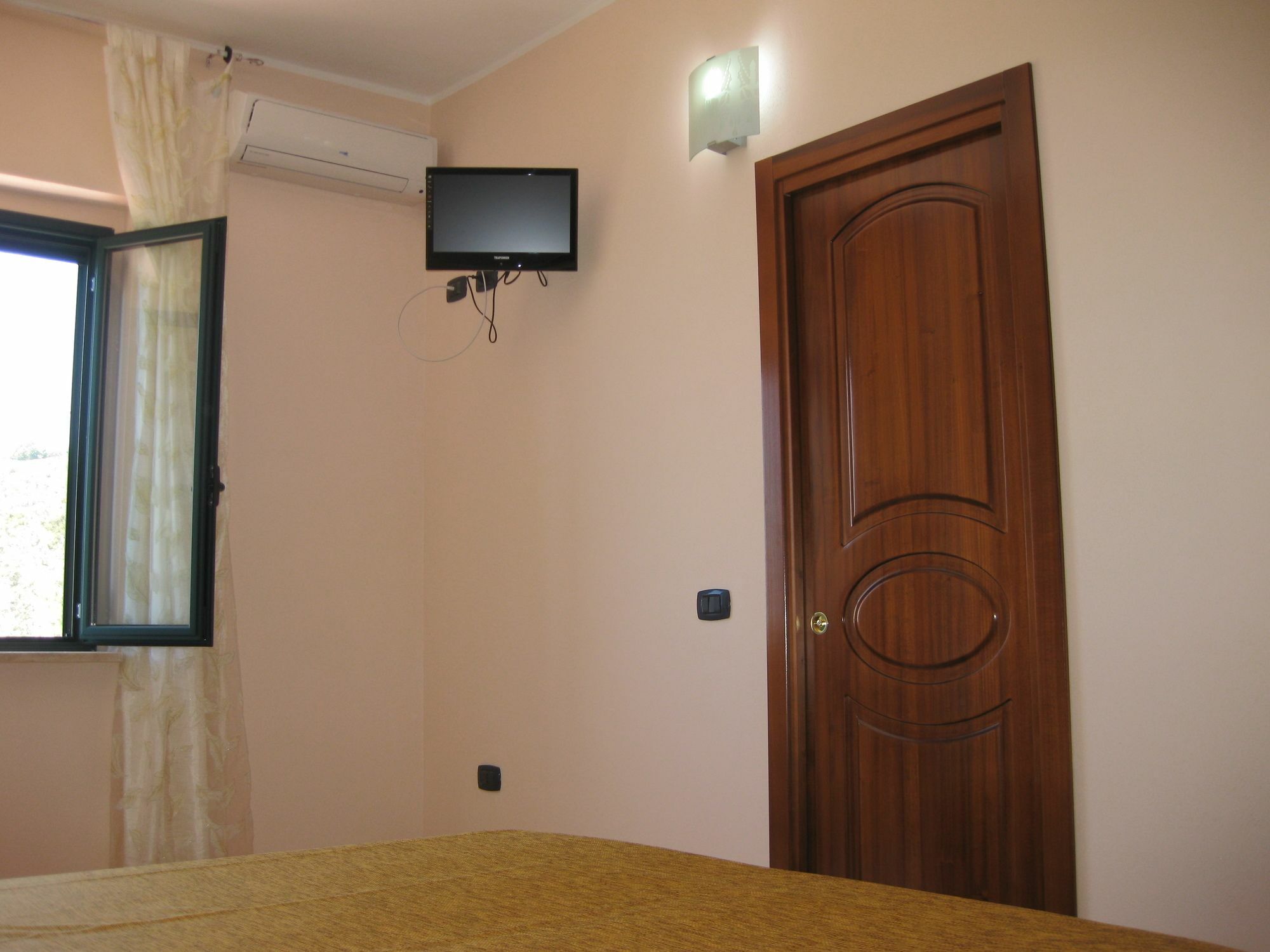 Locanda Adele Parghelia Exterior photo